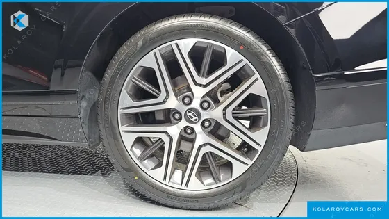 HYUNDAI GRANDEUR PREMIUM