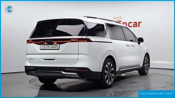 KIA CARNIVAL DIESEL 7-SEATER SIGNATURE