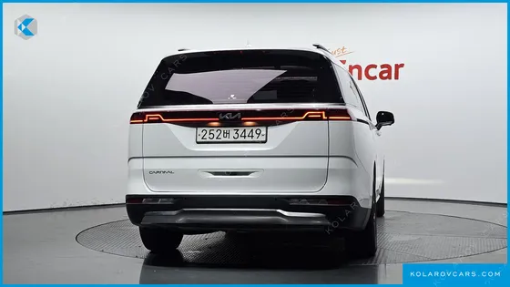 KIA CARNIVAL DIESEL 7-SEATER SIGNATURE