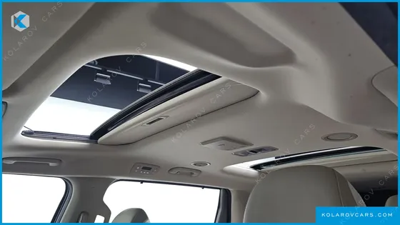 KIA CARNIVAL DIESEL 7-SEATER SIGNATURE