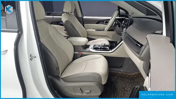 KIA CARNIVAL DIESEL 7-SEATER SIGNATURE