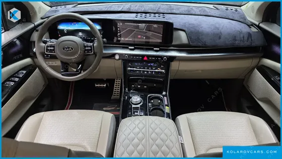 KIA CARNIVAL GASOLINE 7-SEATER HI-LIMOUSINE