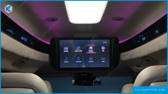 KIA CARNIVAL GASOLINE 7-SEATER HI-LIMOUSINE