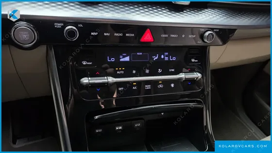 KIA CARNIVAL GASOLINE 9-SEATER HI-LIMOUSINE