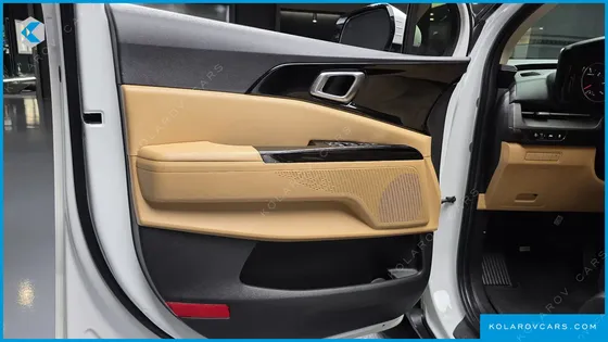KIA CARNIVAL DIESEL 9-SEATER NOBLESSE