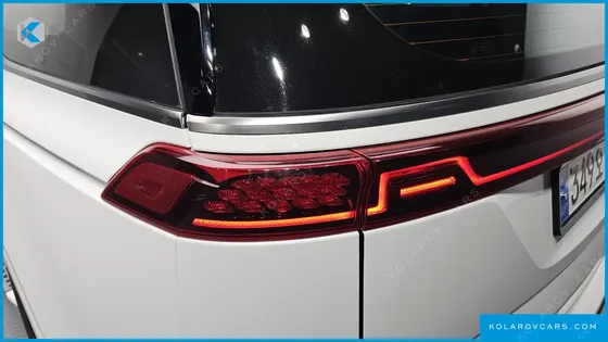 KIA CARNIVAL DIESEL 7-SEATER SIGNATURE