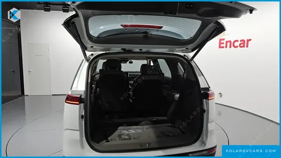 KIA CARNIVAL DIESEL 7-SEATER SIGNATURE