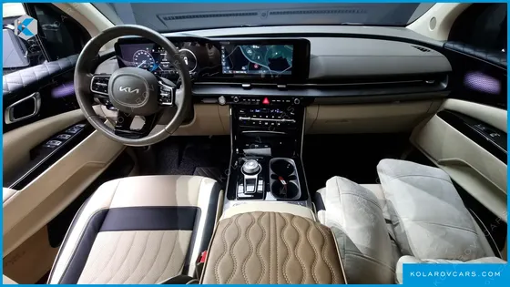 KIA CARNIVAL GASOLINE 7-SEATER LIMOUSINE(SPECIAL VEHICLE)