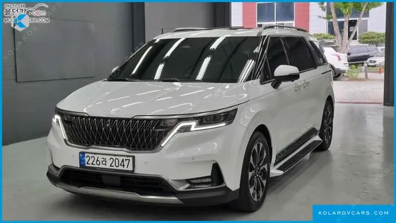 KIA CARNIVAL DIESEL 9-SEATER SIGNATURE