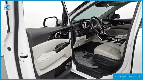 KIA CARNIVAL DIESEL 9-SEATER NOBLESSE
