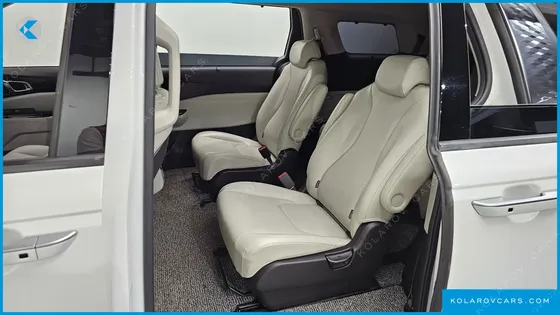 KIA CARNIVAL DIESEL 9-SEATER NOBLESSE