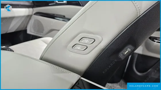 KIA CARNIVAL DIESEL 9-SEATER NOBLESSE