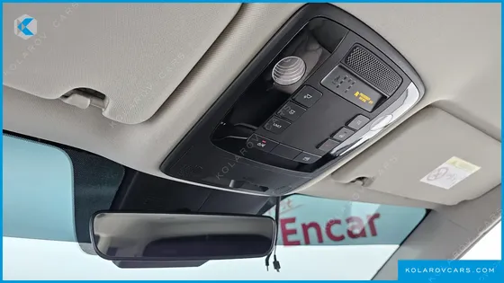 KIA CARNIVAL DIESEL 9-SEATER NOBLESSE