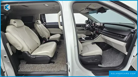KIA CARNIVAL DIESEL 9-SEATER NOBLESSE
