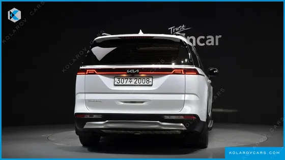 KIA CARNIVAL DIESEL 7-SEATER SIGNATURE