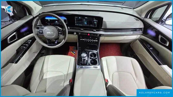 KIA CARNIVAL DIESEL 7-SEATER SIGNATURE