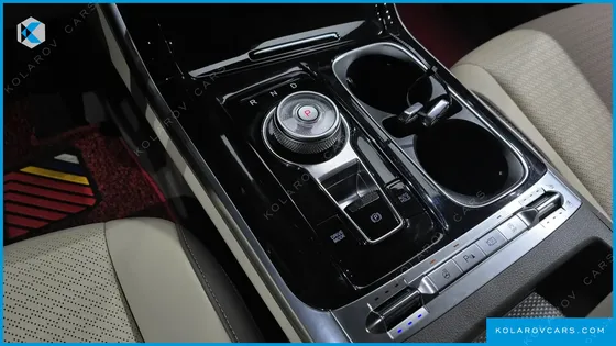 KIA CARNIVAL DIESEL 7-SEATER SIGNATURE
