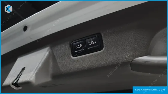 KIA CARNIVAL DIESEL 7-SEATER SIGNATURE