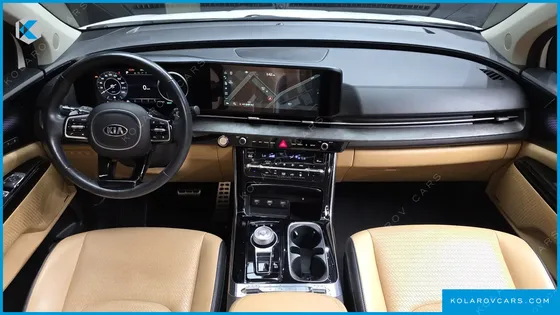 KIA CARNIVAL GASOLINE 7-SEATER SIGNATURE