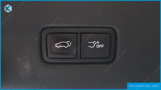 KIA CARNIVAL GASOLINE 7-SEATER SIGNATURE