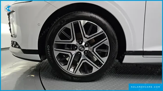 HYUNDAI GRANDEUR EXCLUSIVE
