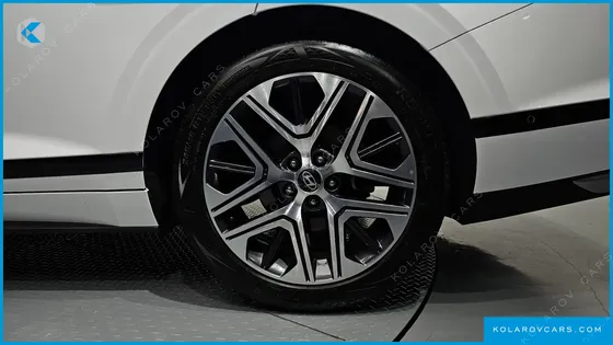 HYUNDAI GRANDEUR EXCLUSIVE