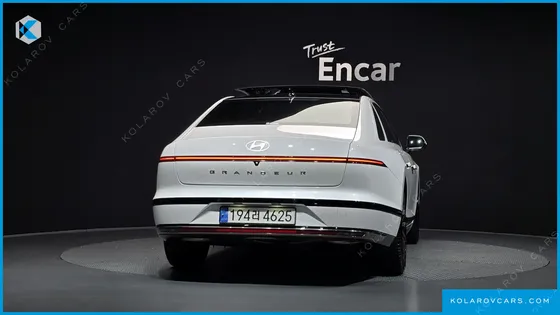 HYUNDAI GRANDEUR CALLIGRAPHY