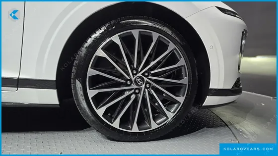 HYUNDAI GRANDEUR CALLIGRAPHY