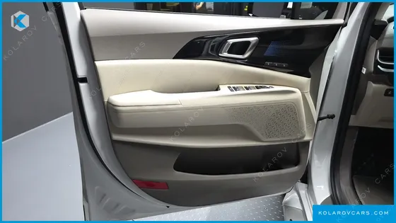 KIA CARNIVAL HEV 7SEATER SIGNATURE