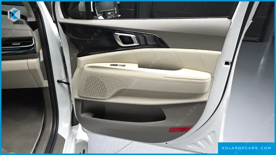 KIA CARNIVAL HEV 7SEATER SIGNATURE
