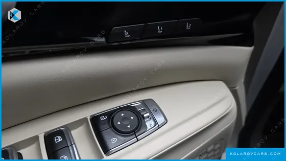 KIA CARNIVAL HEV 7SEATER SIGNATURE