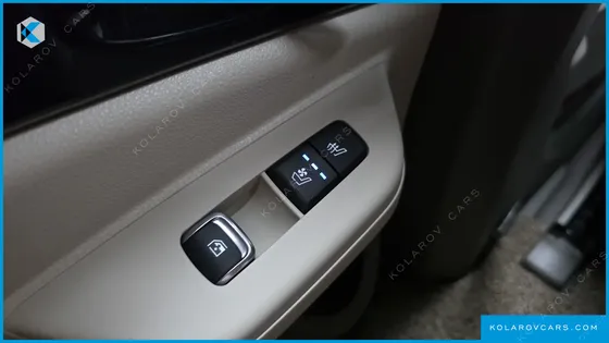 KIA CARNIVAL HEV 7-SEATER X LINE