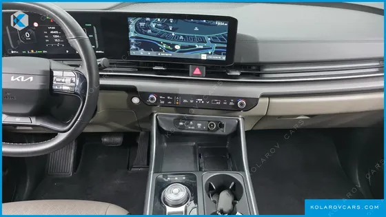 KIA CARNIVAL HEV 9SEATER NOBLESS