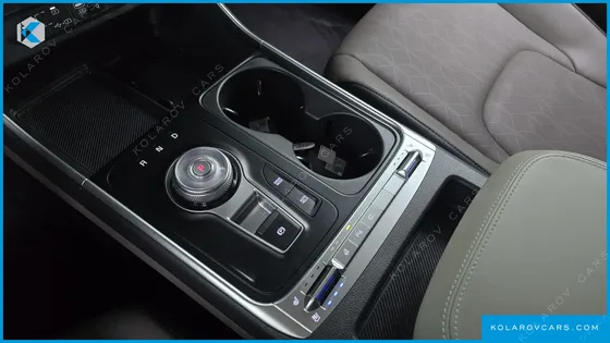 KIA CARNIVAL HEV 9 SEATER PRESTIGE