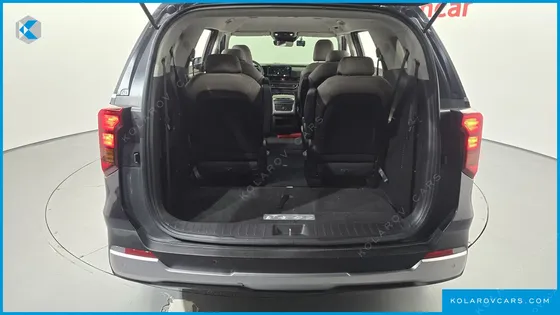 KIA CARNIVAL HEV 9 SEATER PRESTIGE