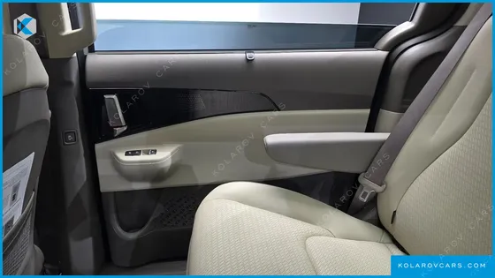 KIA CARNIVAL HEV 7SEATER GRAVITY
