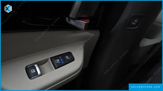 KIA CARNIVAL HEV 7SEATER GRAVITY