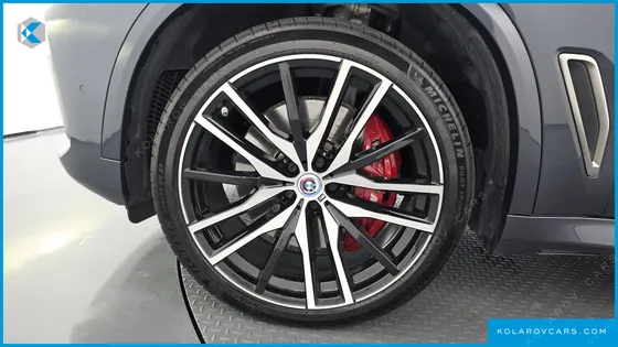 BMW X5 M50I