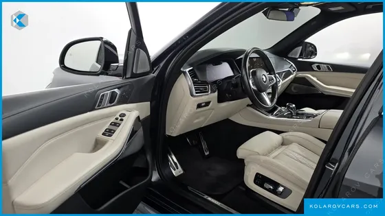 BMW X5 M50I