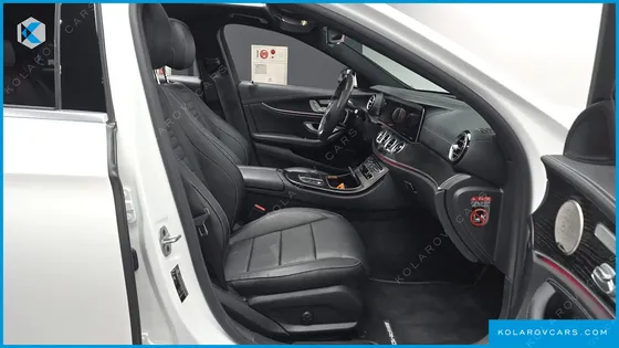 MERCEDES E-CLASS E220D 4MATIC AMG LINE
