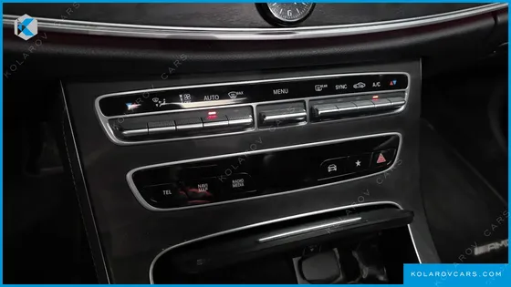 MERCEDES E-CLASS E220D 4MATIC AMG LINE