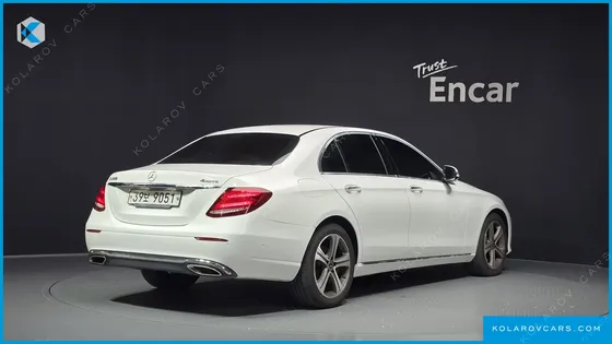 MERCEDES E-CLASS E300 4MATIC AVNATGARDE