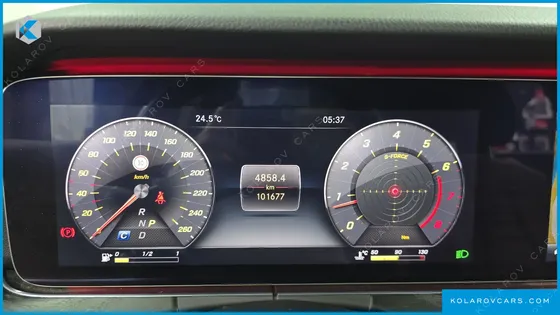 MERCEDES E-CLASS E300 4MATIC AVNATGARDE