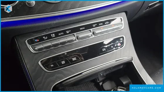 MERCEDES E-CLASS E220D 4MATIC AMG LINE
