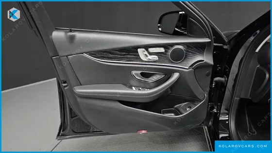 MERCEDES E-CLASS E200 AVANTGARDE