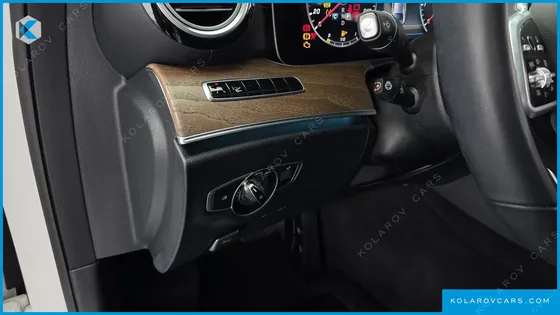 MERCEDES E-CLASS E300 EXCLUSIVE