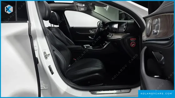 MERCEDES E-CLASS E300 EXCLUSIVE