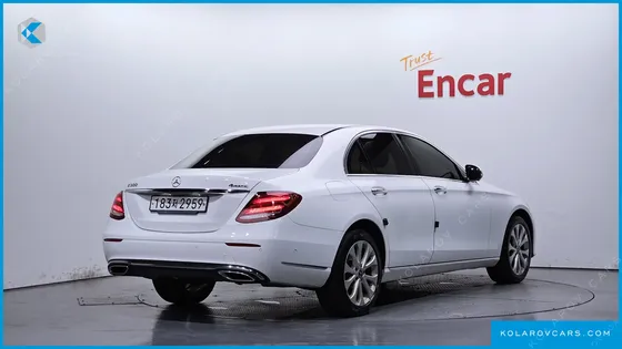 MERCEDES E-CLASS E300 4MATIC EXCLUSIVE