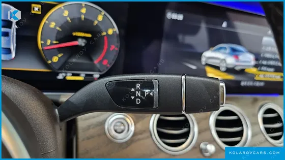 MERCEDES E-CLASS E300 4MATIC EXCLUSIVE