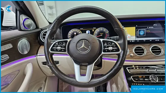 MERCEDES E-CLASS E300 4MATIC EXCLUSIVE